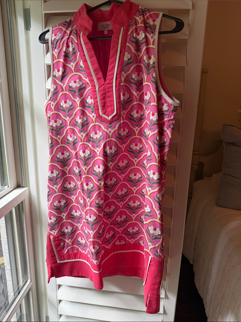 Entro Pink Floral-Pattern Sleeveless Tunic with Coral Trim